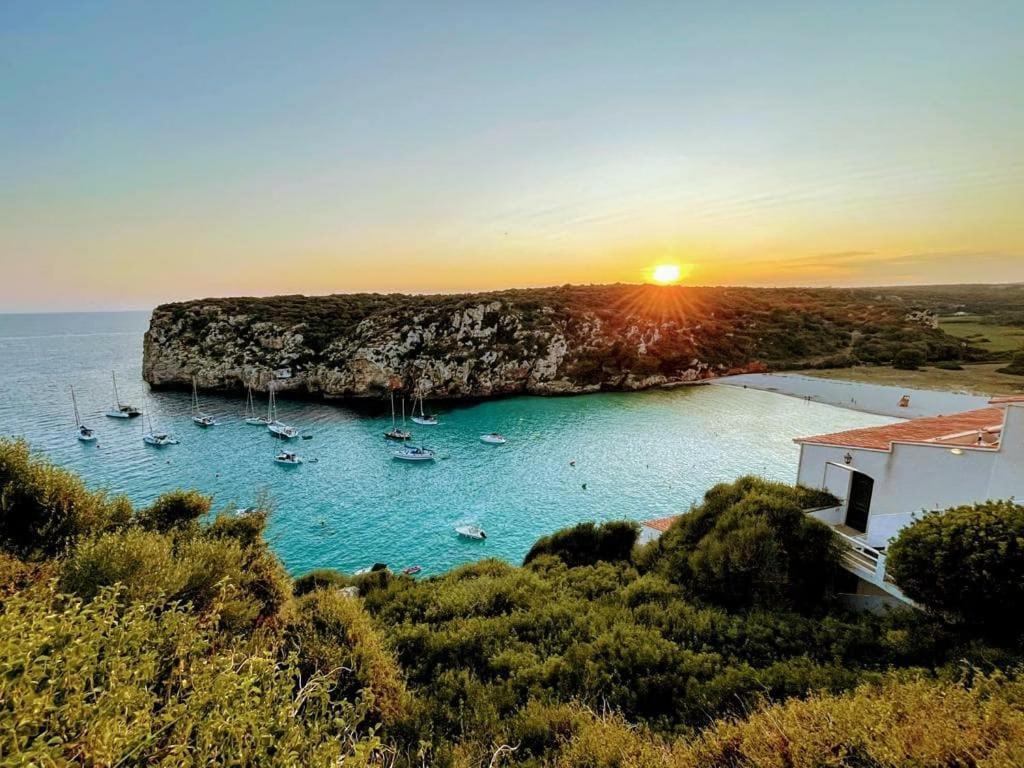 Precioso apartamento residencial con piscina Cala En Porter  Luaran gambar