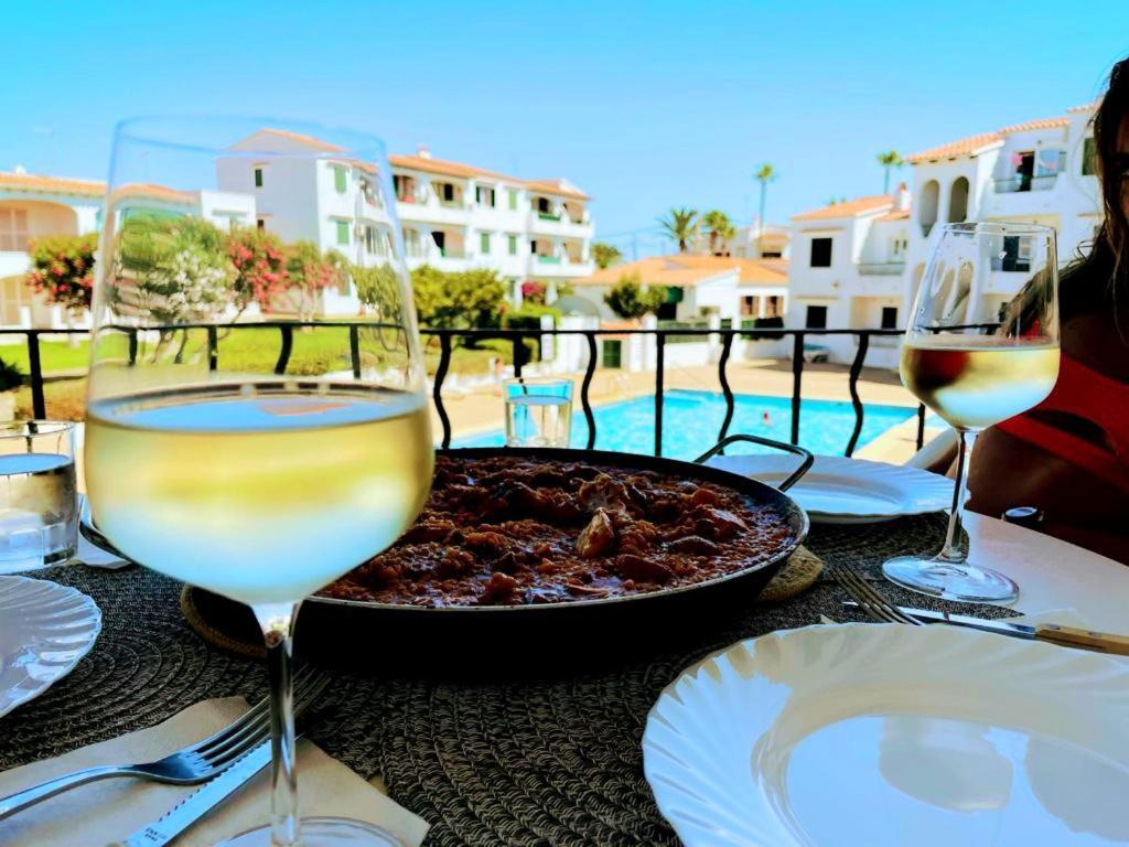 Precioso apartamento residencial con piscina Cala En Porter  Luaran gambar